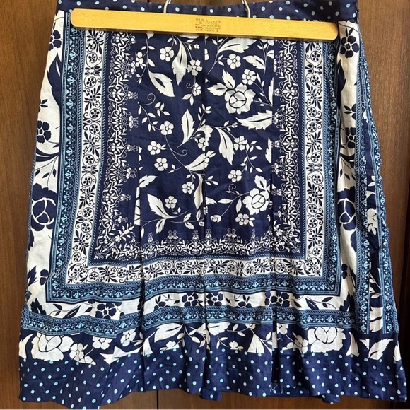 LOFT by Ann Taylor Navy and Light Blue Polka Floral Dot Skirt - Picture 5 of 5